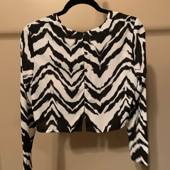 South Moon Under Dressy Top - Picture 2 of 5